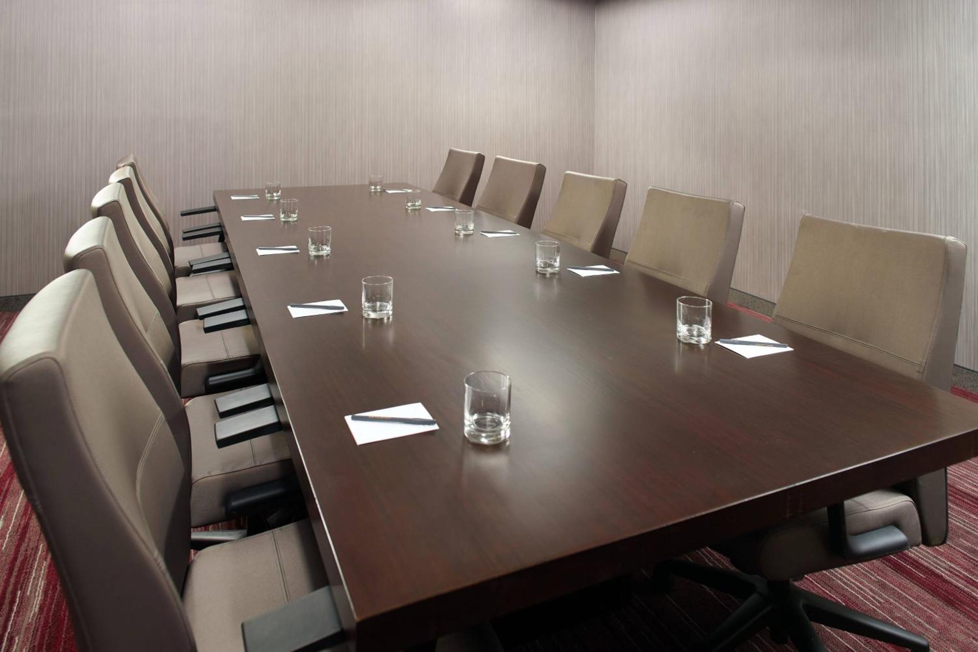 Courtyard By Marriott Raleigh Cary Hotel Bagian luar foto