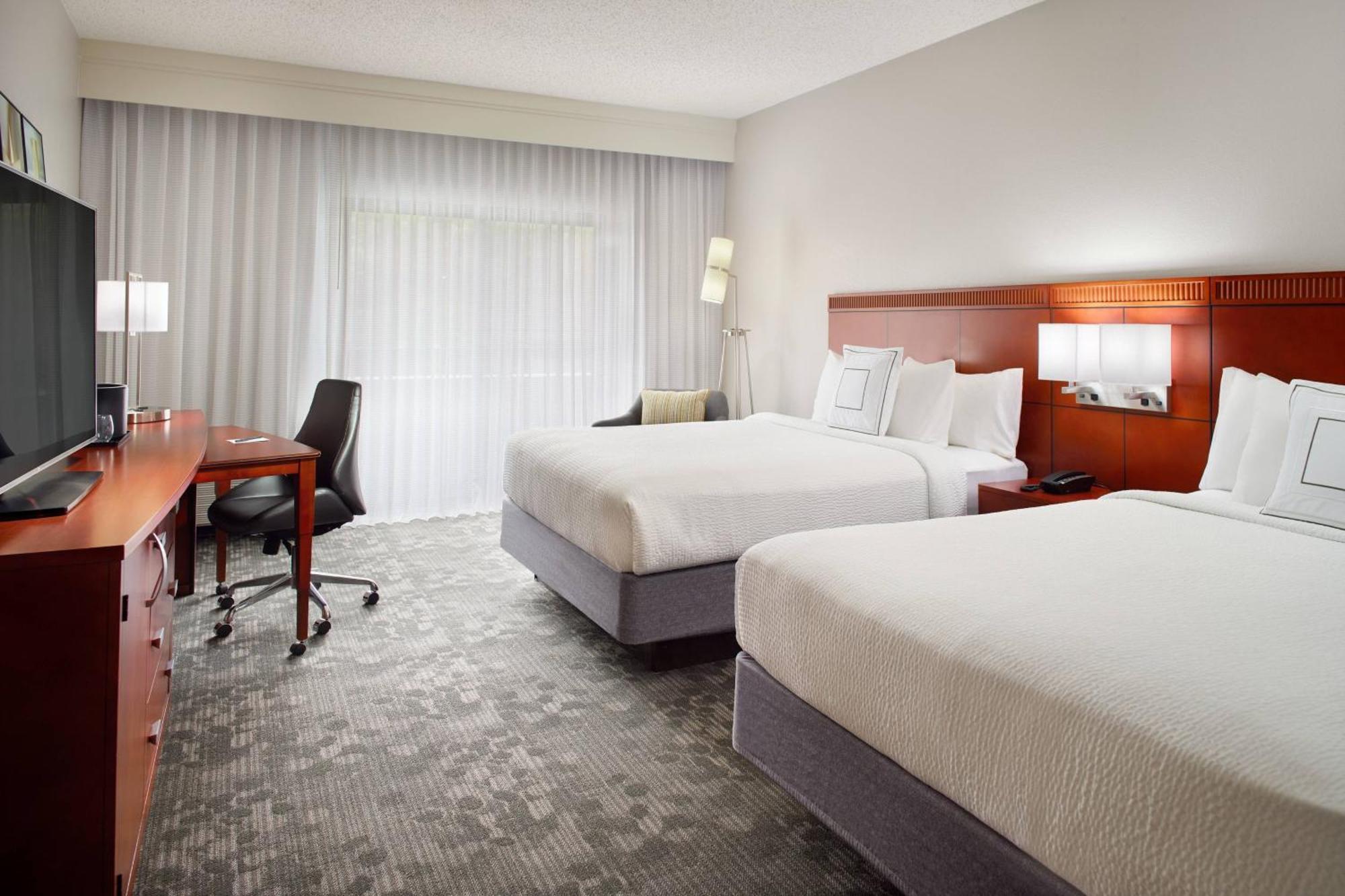 Courtyard By Marriott Raleigh Cary Hotel Bagian luar foto